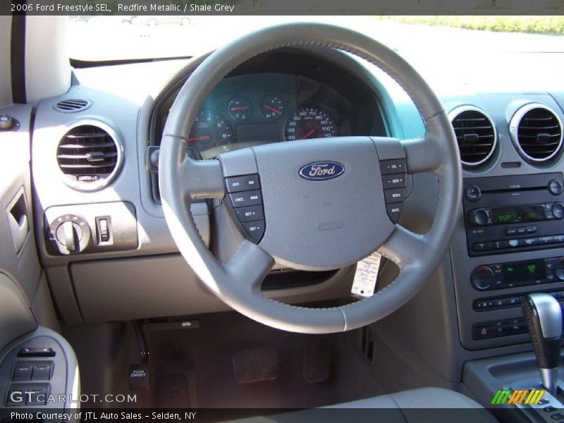  2006 Freestyle SEL Steering Wheel