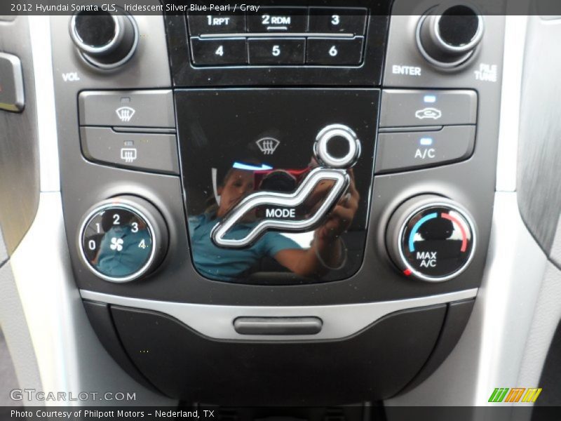 Controls of 2012 Sonata GLS