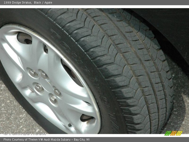 Black / Agate 1999 Dodge Stratus