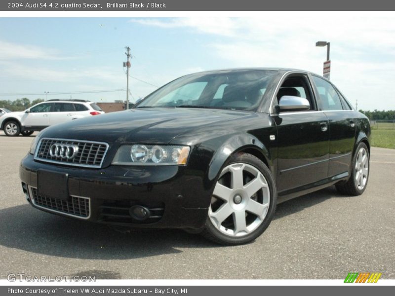 Front 3/4 View of 2004 S4 4.2 quattro Sedan