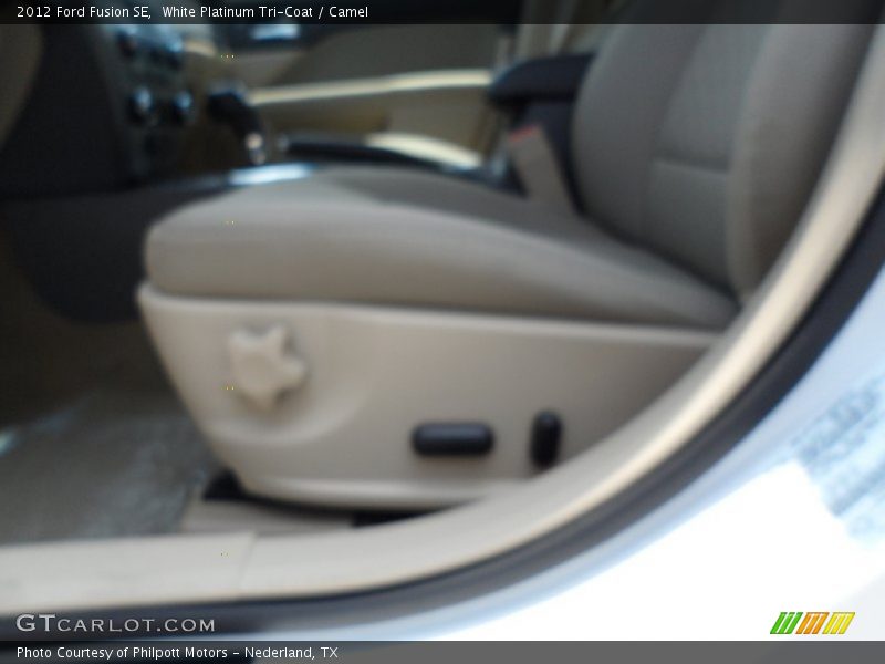 White Platinum Tri-Coat / Camel 2012 Ford Fusion SE