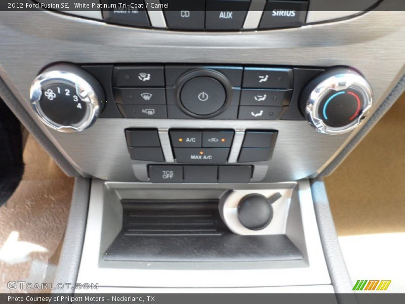 Controls of 2012 Fusion SE
