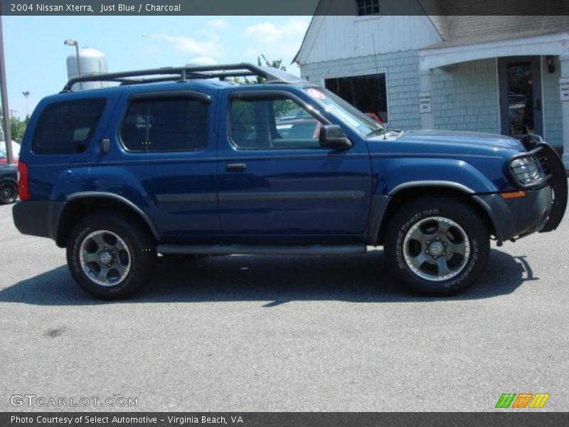 Just Blue / Charcoal 2004 Nissan Xterra