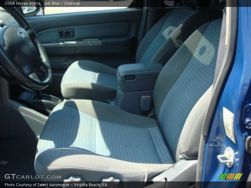 Just Blue / Charcoal 2004 Nissan Xterra