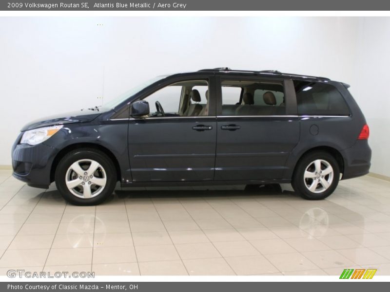 Atlantis Blue Metallic / Aero Grey 2009 Volkswagen Routan SE