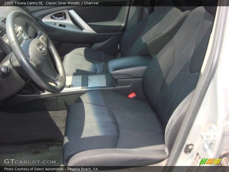 Classic Silver Metallic / Charcoal 2009 Toyota Camry SE