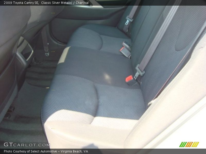 Classic Silver Metallic / Charcoal 2009 Toyota Camry SE