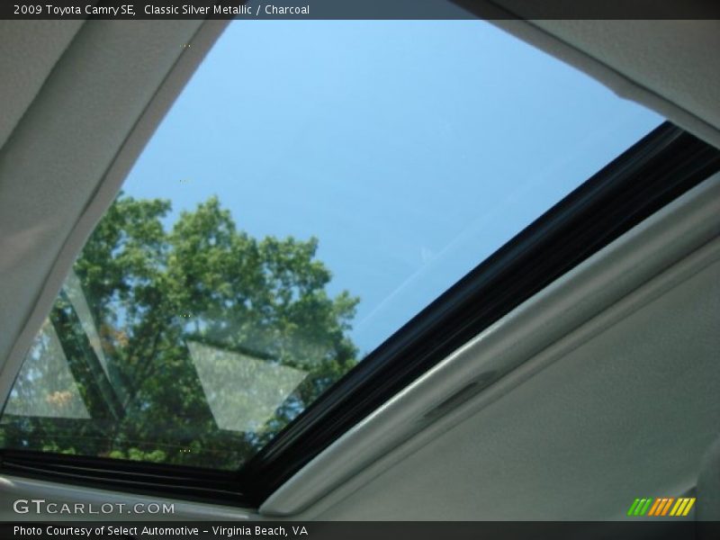 Classic Silver Metallic / Charcoal 2009 Toyota Camry SE