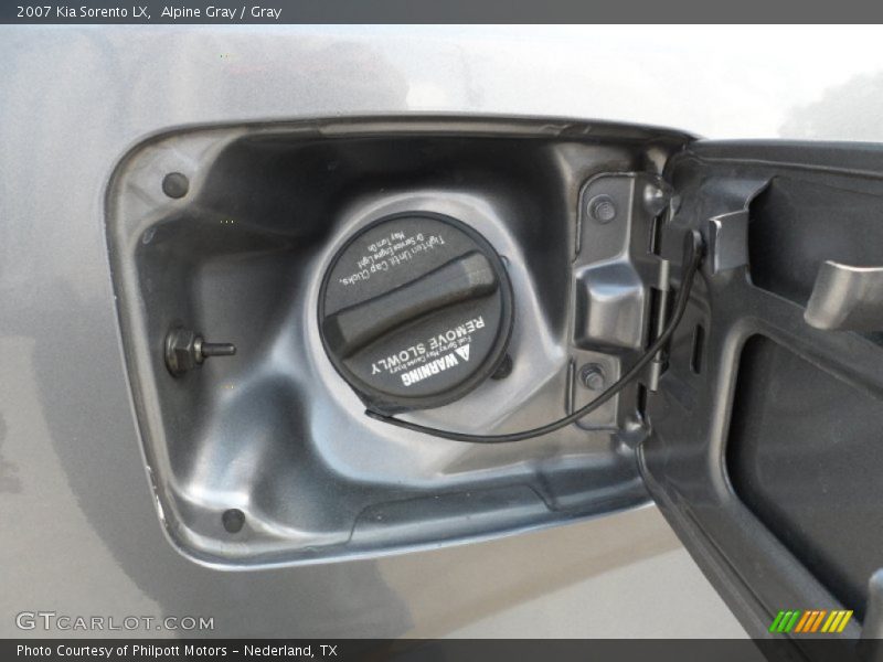 Alpine Gray / Gray 2007 Kia Sorento LX