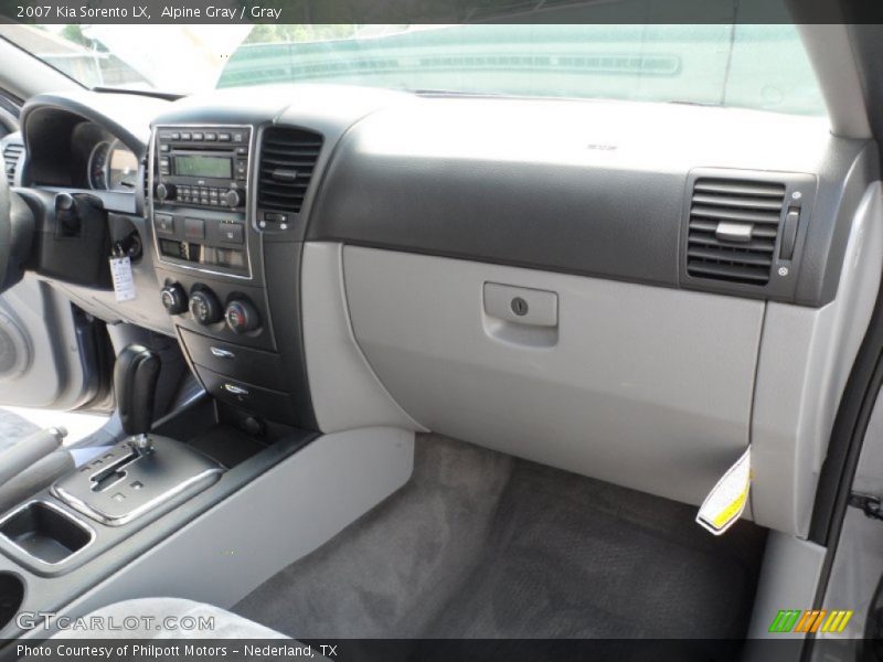 Alpine Gray / Gray 2007 Kia Sorento LX