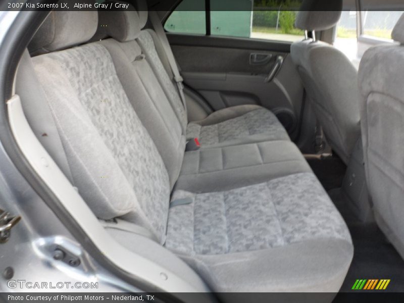 Alpine Gray / Gray 2007 Kia Sorento LX
