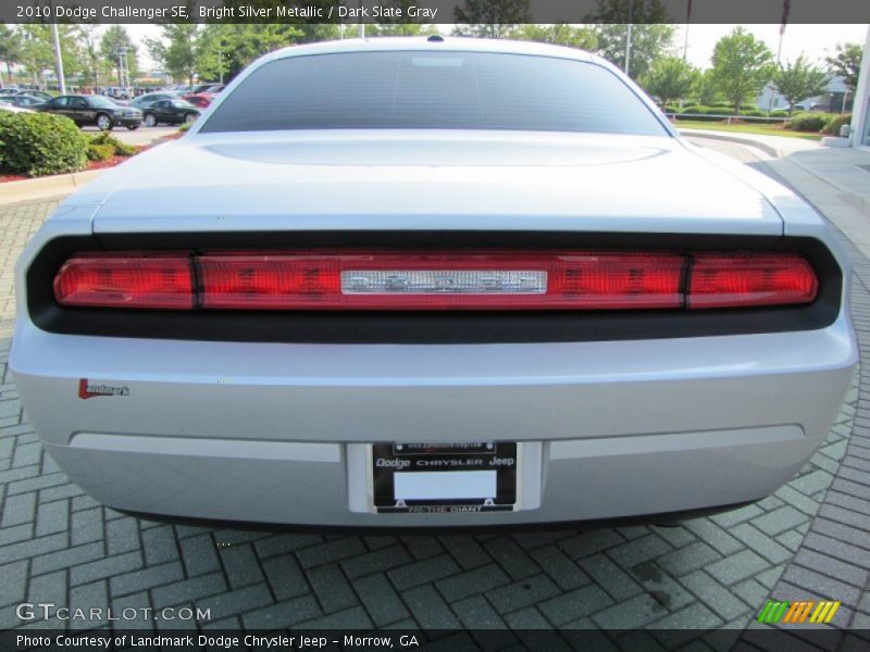 Bright Silver Metallic / Dark Slate Gray 2010 Dodge Challenger SE