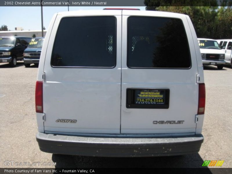 Ivory White / Neutral 2002 Chevrolet Astro Commercial Van