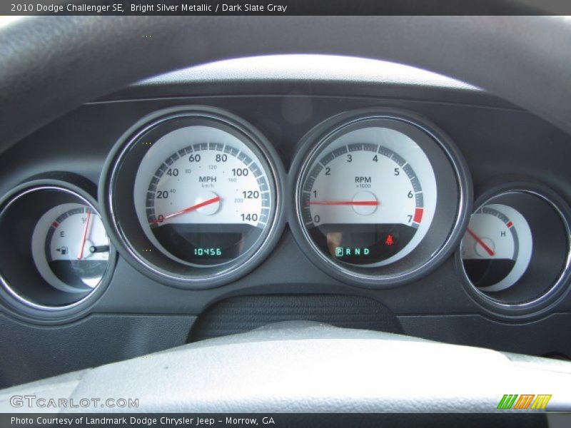 Bright Silver Metallic / Dark Slate Gray 2010 Dodge Challenger SE