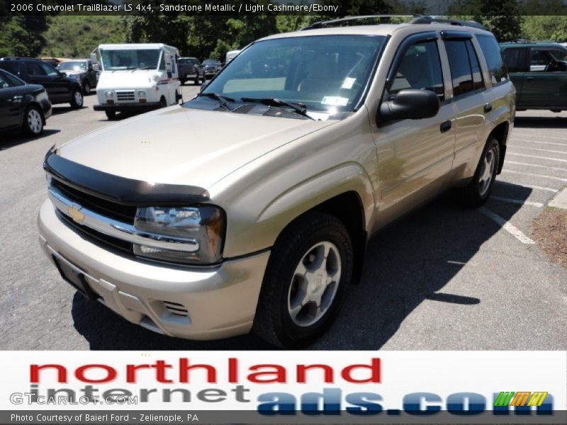 Sandstone Metallic / Light Cashmere/Ebony 2006 Chevrolet TrailBlazer LS 4x4