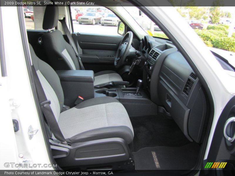  2009 Nitro SE Dark Slate Gray Interior