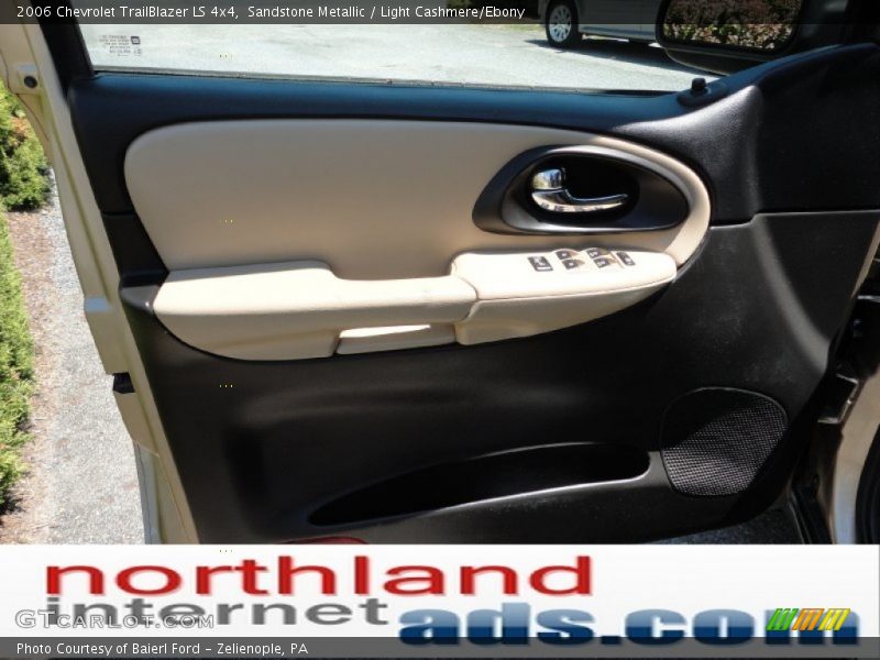 Sandstone Metallic / Light Cashmere/Ebony 2006 Chevrolet TrailBlazer LS 4x4