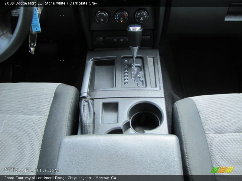  2009 Nitro SE 4 Speed Automatic Shifter