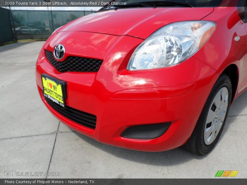 Absolutely Red / Dark Charcoal 2009 Toyota Yaris 3 Door Liftback