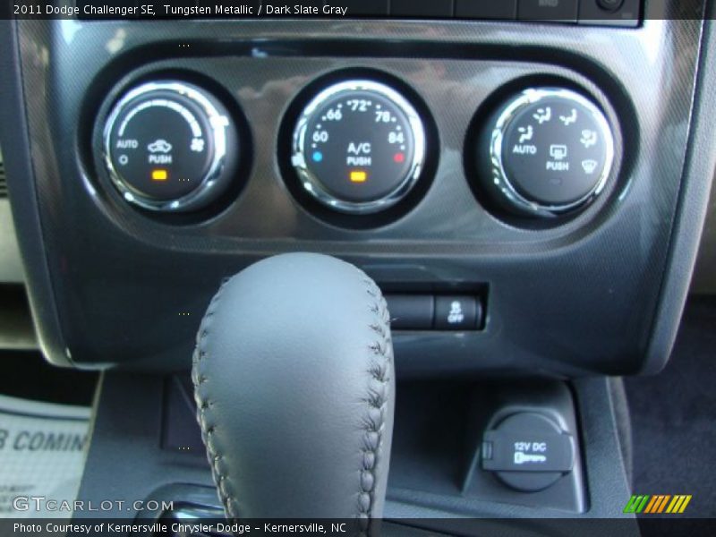 Tungsten Metallic / Dark Slate Gray 2011 Dodge Challenger SE