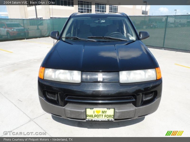 Black Onyx / Gray 2004 Saturn VUE