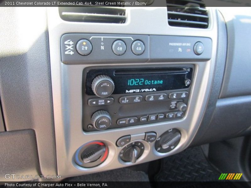 Controls of 2011 Colorado LT Extended Cab 4x4