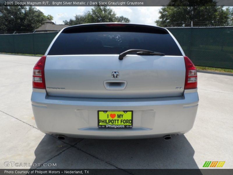 Bright Silver Metallic / Dark Slate Gray/Light Graystone 2005 Dodge Magnum R/T