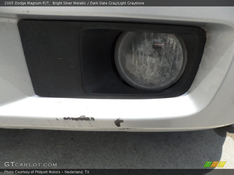 Bright Silver Metallic / Dark Slate Gray/Light Graystone 2005 Dodge Magnum R/T