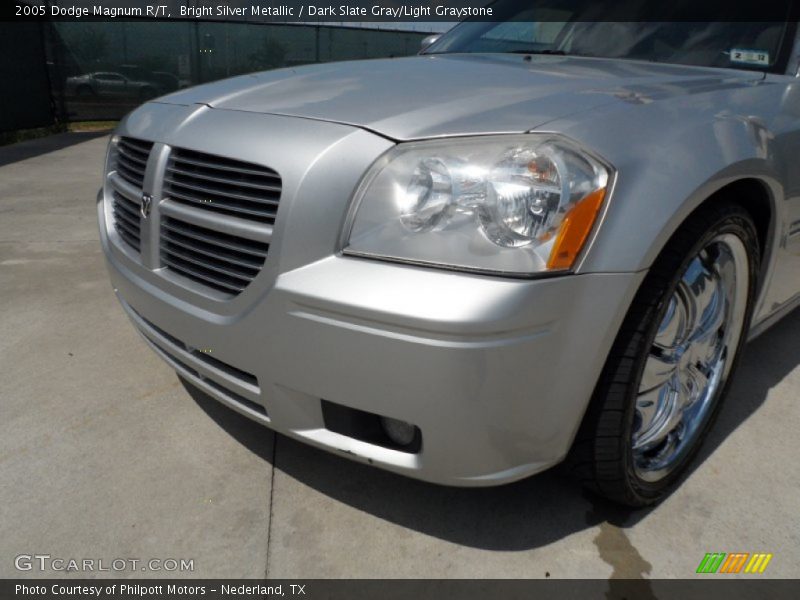 Bright Silver Metallic / Dark Slate Gray/Light Graystone 2005 Dodge Magnum R/T