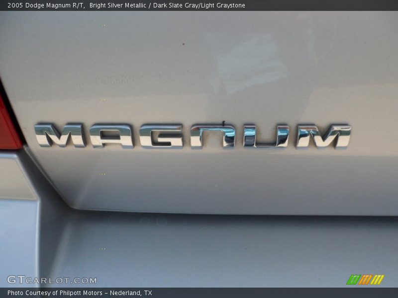 Bright Silver Metallic / Dark Slate Gray/Light Graystone 2005 Dodge Magnum R/T