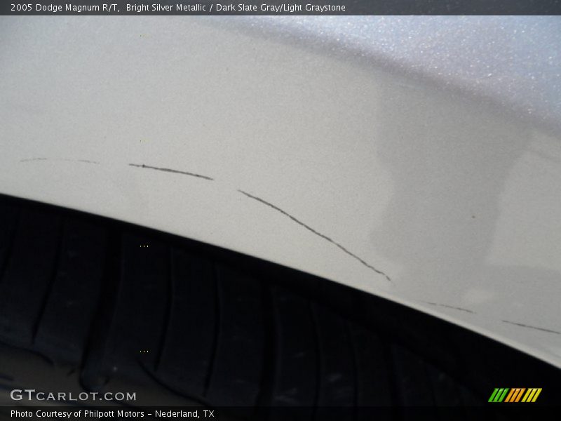 Bright Silver Metallic / Dark Slate Gray/Light Graystone 2005 Dodge Magnum R/T