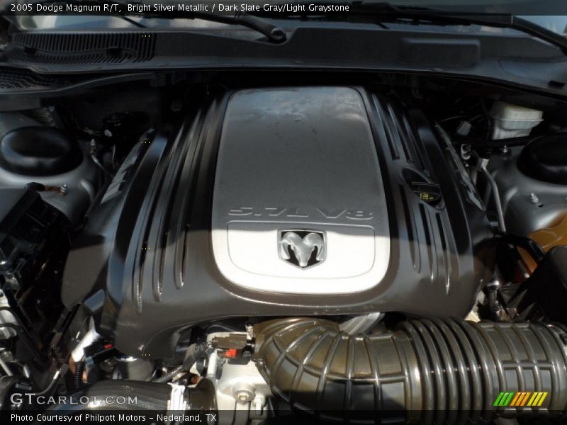 Bright Silver Metallic / Dark Slate Gray/Light Graystone 2005 Dodge Magnum R/T