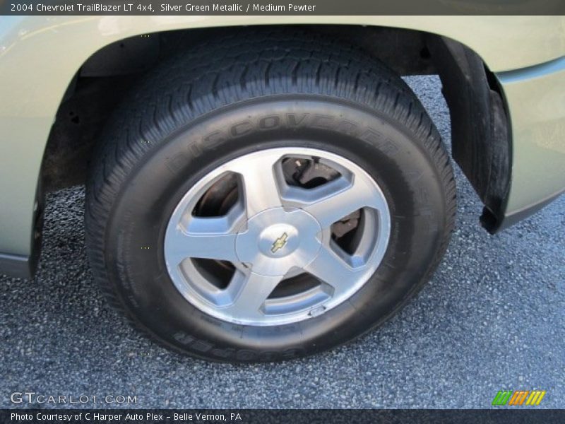 Silver Green Metallic / Medium Pewter 2004 Chevrolet TrailBlazer LT 4x4