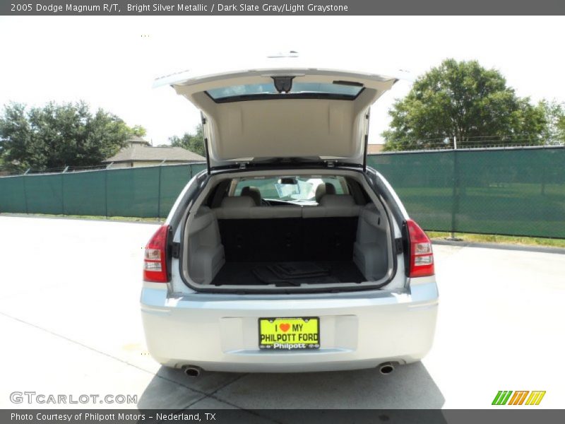 Bright Silver Metallic / Dark Slate Gray/Light Graystone 2005 Dodge Magnum R/T