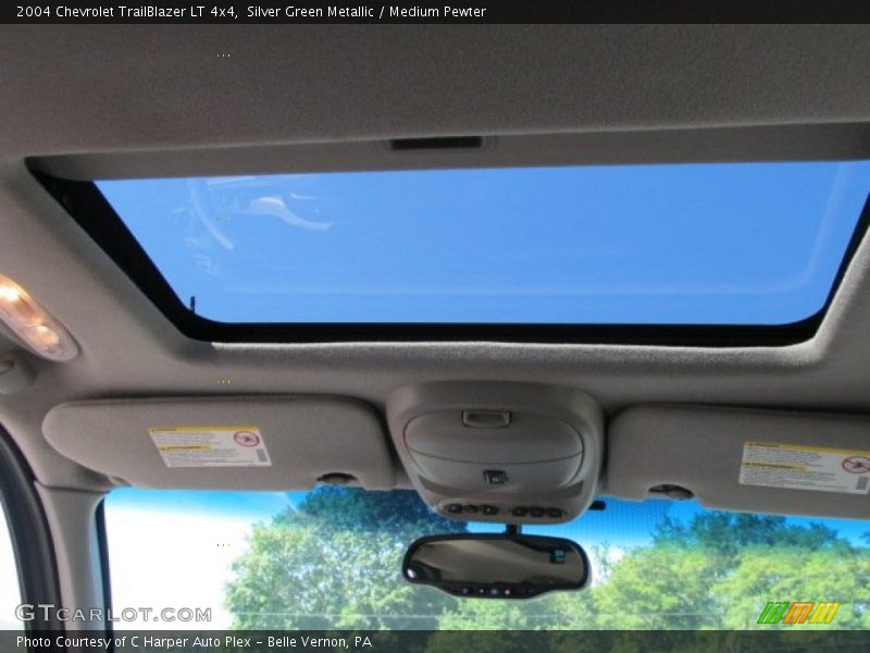 Silver Green Metallic / Medium Pewter 2004 Chevrolet TrailBlazer LT 4x4