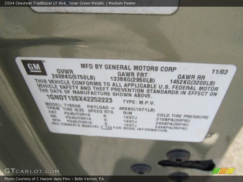 Silver Green Metallic / Medium Pewter 2004 Chevrolet TrailBlazer LT 4x4