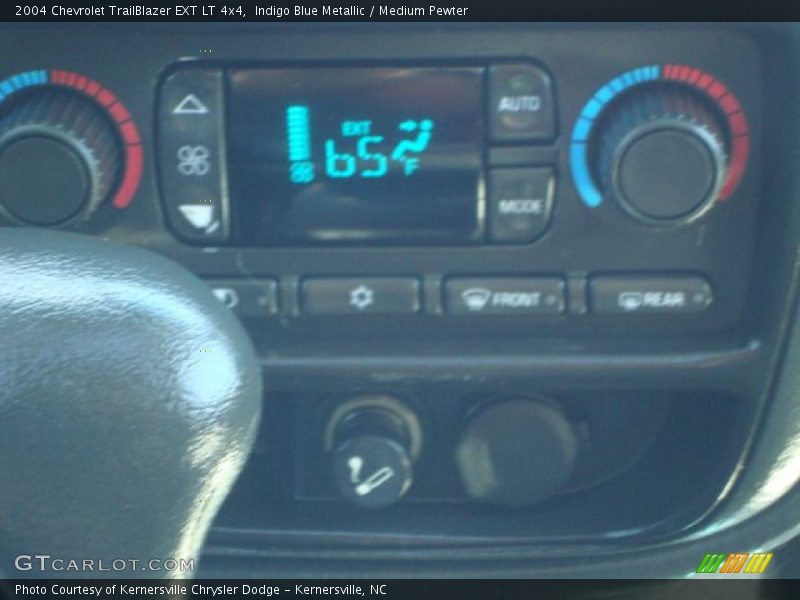 Indigo Blue Metallic / Medium Pewter 2004 Chevrolet TrailBlazer EXT LT 4x4