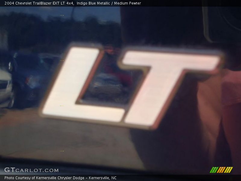 Indigo Blue Metallic / Medium Pewter 2004 Chevrolet TrailBlazer EXT LT 4x4