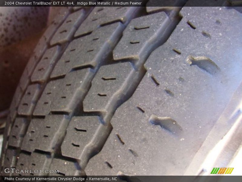 Indigo Blue Metallic / Medium Pewter 2004 Chevrolet TrailBlazer EXT LT 4x4