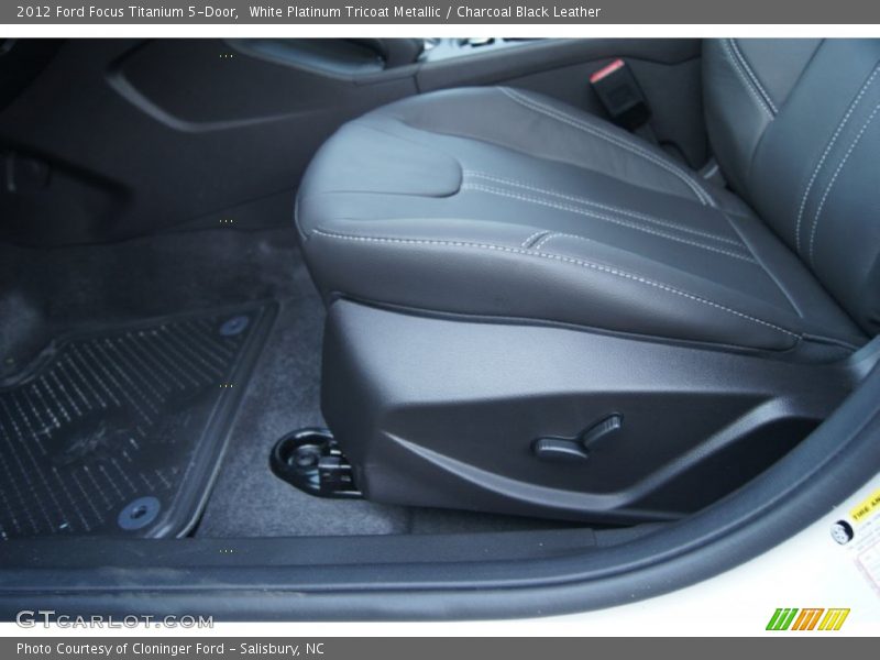 2012 Focus Titanium 5-Door Charcoal Black Leather Interior