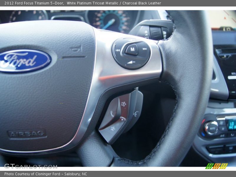 Controls of 2012 Focus Titanium 5-Door