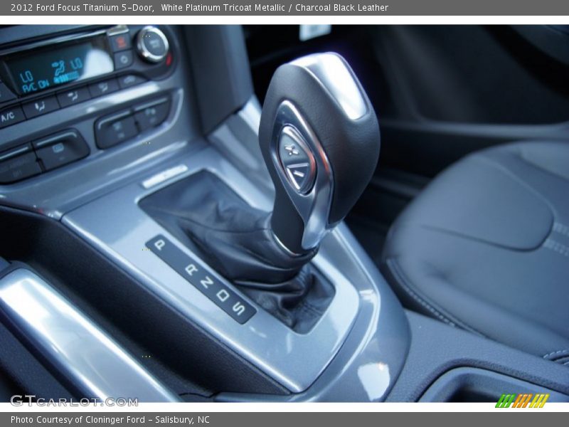  2012 Focus Titanium 5-Door 6 Speed PowerShift Automatic Shifter