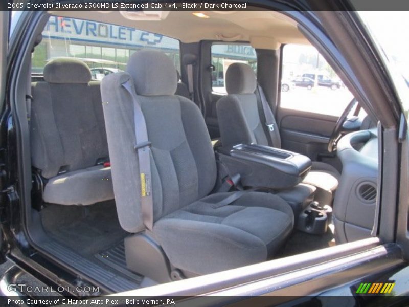 Black / Dark Charcoal 2005 Chevrolet Silverado 2500HD LS Extended Cab 4x4