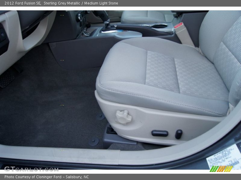 Sterling Grey Metallic / Medium Light Stone 2012 Ford Fusion SE
