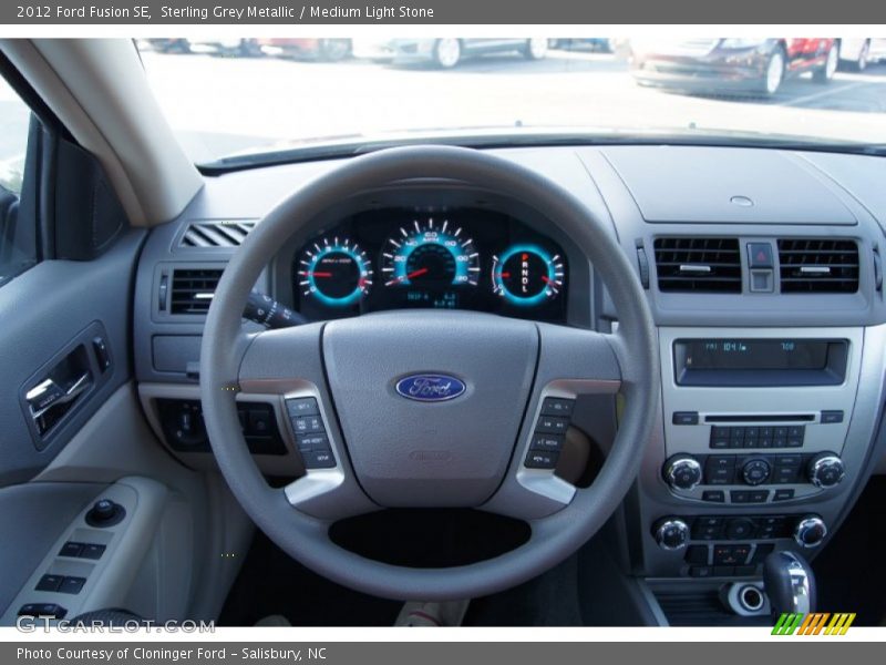 Dashboard of 2012 Fusion SE