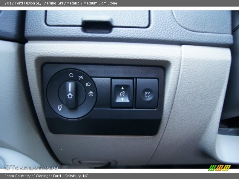 Controls of 2012 Fusion SE