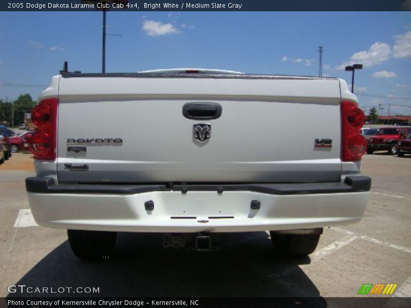 Bright White / Medium Slate Gray 2005 Dodge Dakota Laramie Club Cab 4x4