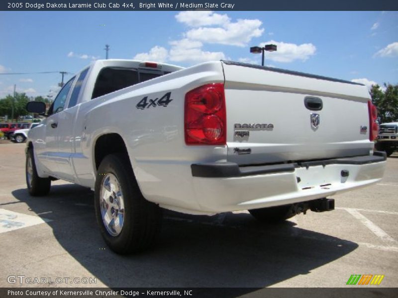 Bright White / Medium Slate Gray 2005 Dodge Dakota Laramie Club Cab 4x4