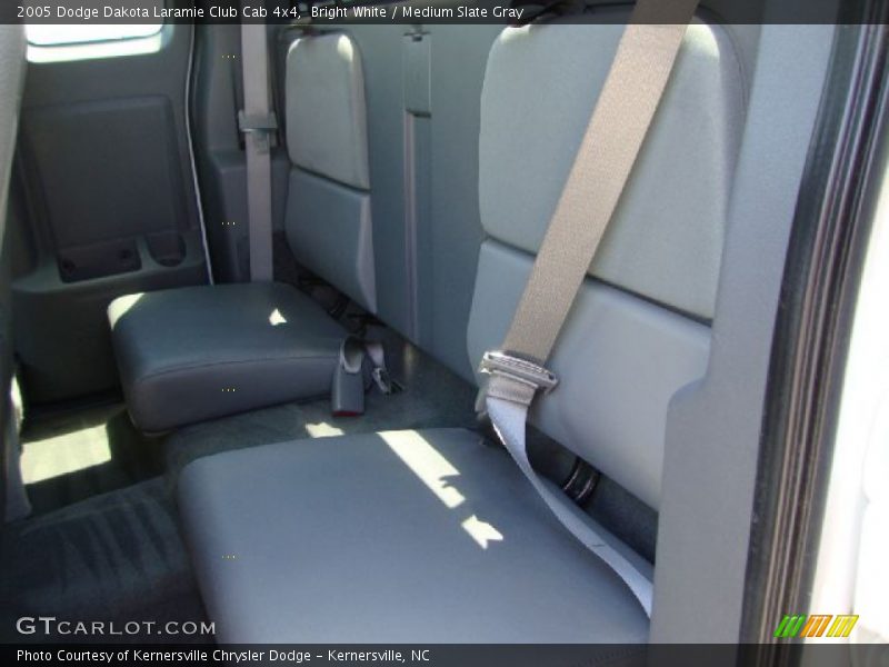 Bright White / Medium Slate Gray 2005 Dodge Dakota Laramie Club Cab 4x4