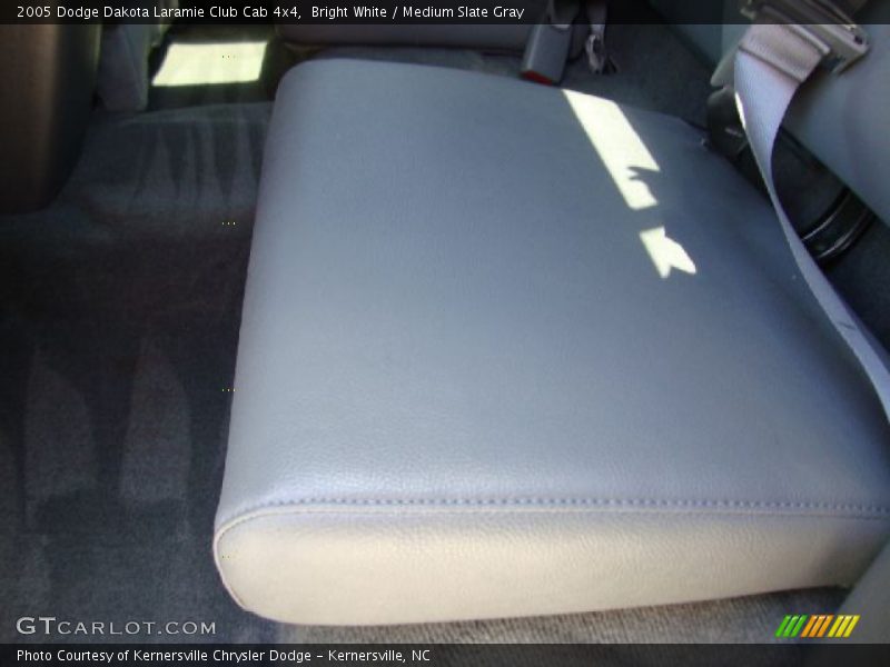 Bright White / Medium Slate Gray 2005 Dodge Dakota Laramie Club Cab 4x4